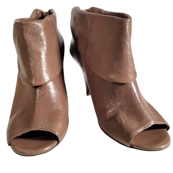 Michael Kors Leather Upper Peep Toe Zip Up Shooties - Picture 5 of 14